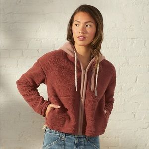UpWest Cozy Sherpa Full Zip Size Small in Autumnal Blush. New with tags!